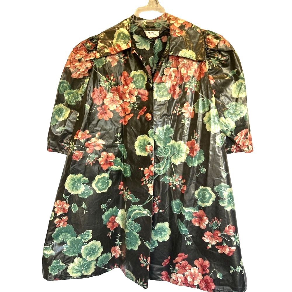 Vintage Girl’s Oversized Floral Raincoat absolutely adorable - Picture 1 of 4